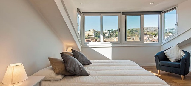 Incredible terrace and wonderful view. Large apartment just renewe