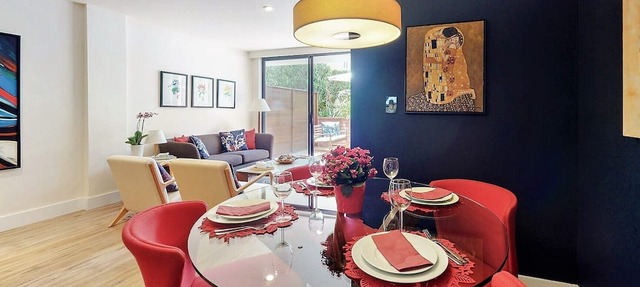 Centrally Located Modern Luxury, Walking Distance to UCLA, Westwood