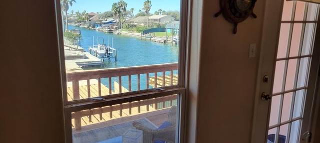Paradise On The Island Canal 4/2 W Pool & Hot Tub