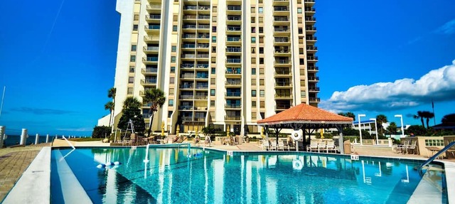 440 West Condos 1101-N See all of Clearwater Beach from your balcony