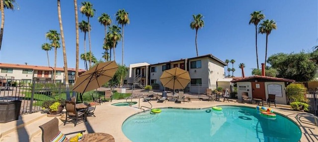 244 Fully Furnished 1BR Suite-Pet Friendly!