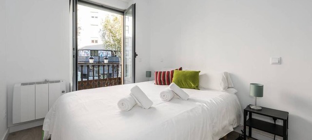 MODERN APT WITH IDEAL LOCATION NEXT TO ATOCHA STATION