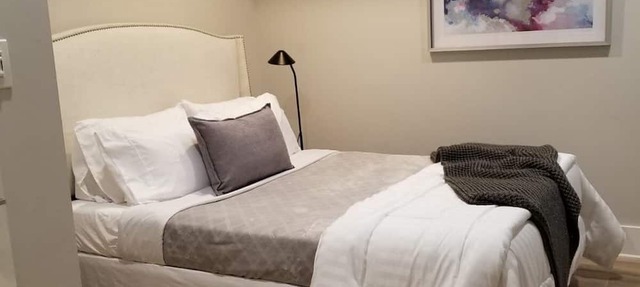 Dupont 5-Star, Walk to Everything, Metro, 1BR