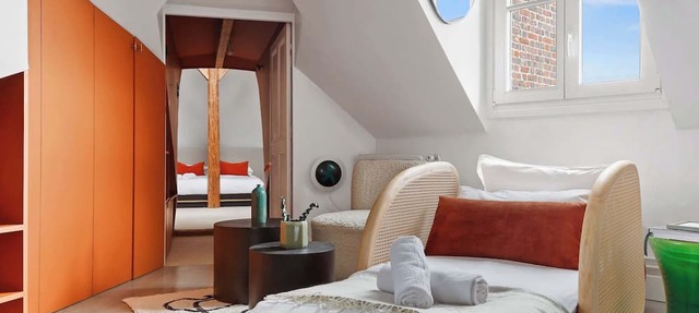 Chic 1BR Near Golden Triangle & Eiffel Tower