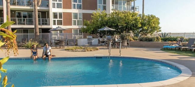 Oceanfront Serenity - 2BR Marina del Rey Luxury Suite PKG & Pool