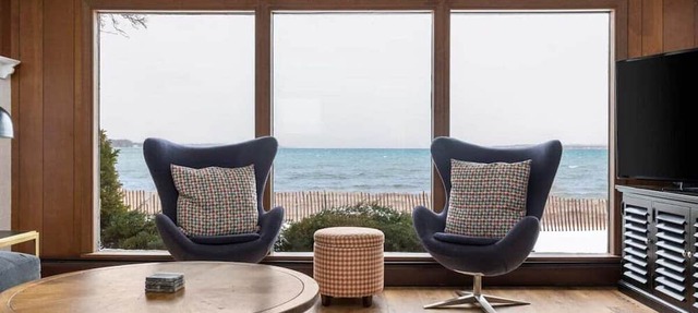 Sandy Beachfront House on Grand Traverse Bay