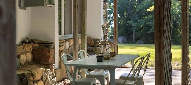 White Stone House: Pet-Friendly Home on 10 acres!