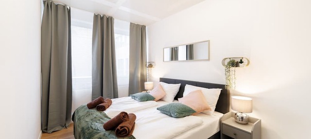 Modern New 120m2 Apartment City Center KaDeWe/ZOO