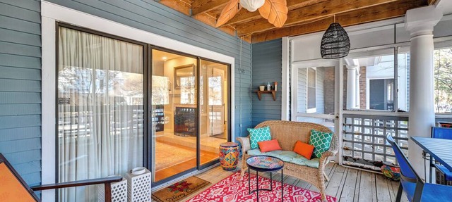 1 Mi to BOA Stadium! Walkable Condo w/Porch