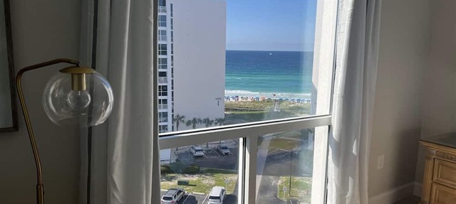 2-Bedroom Renovated Free Beach Setup ST 3095