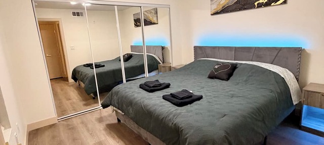 Full Removated Luxury 2-bedroom 2 bath apartment near Strip