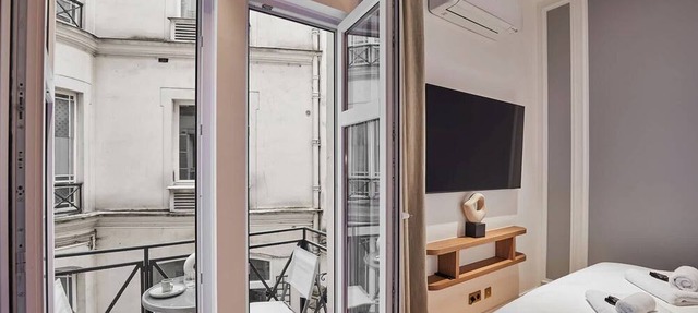 Stunning AC duplex apartment - Champs Elysées