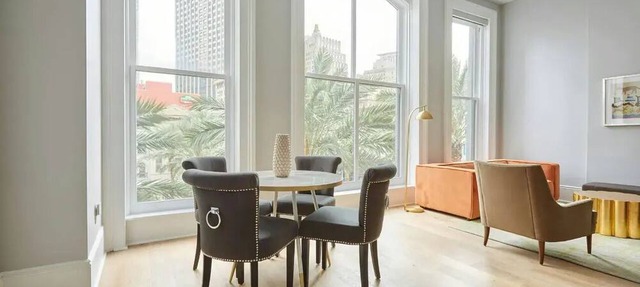 Walk to Bourbon St, Riverfront Park, French Qtr | Canal St Stay | The Harlequin