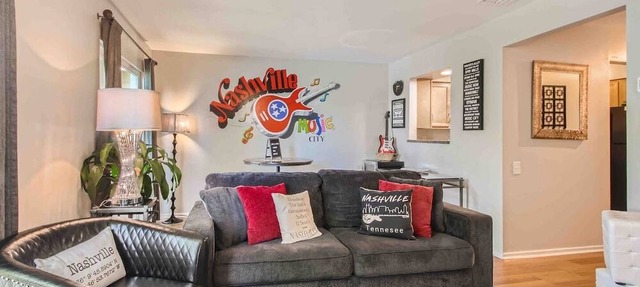 Riverfront Condo | Walk to Broadway