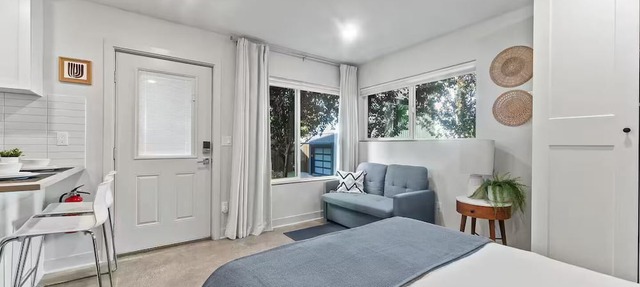 Modern Studio by Light Rail Kitchen, Parking, AC, W/D
