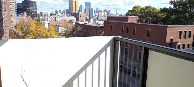 Comfy 2 Bed Apt 6 Min Walk To Boston Children's Hospital, Brigham, Dana Farber.