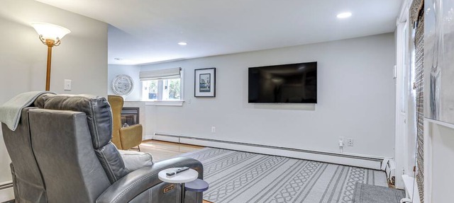 Steps to Short Beach: Ocean-View Apt w/Deck!