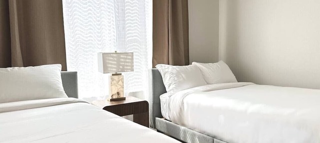 The Hideaway in MDR, FREE Parking, Heated Pool