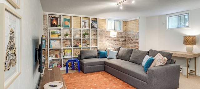 Walkable Apt w/Off-Street Parking in Cheesman!