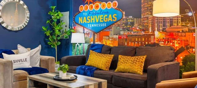 Viva NashVegas | Loft Near Vandy/Downtown, Just Minutes to Broadway!