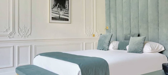 One-of-a-Kind Sumptuous Home near Parc Monceau