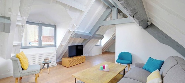 Bright 4P studio in the heart of Paris: Marais/Rivoli