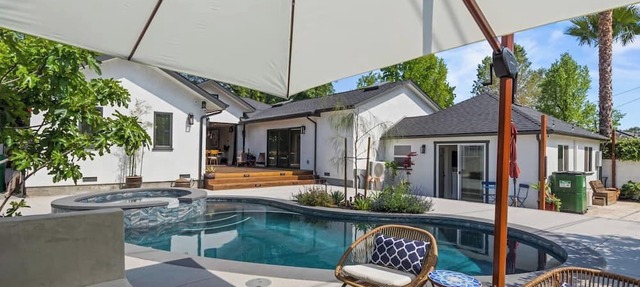Palm & Pebble | * Pool, Spa, Fire Pit * Dog*