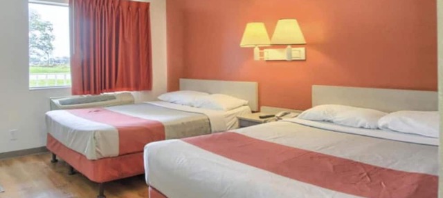 2 Full Bed|Smk|New Cumberland, PA