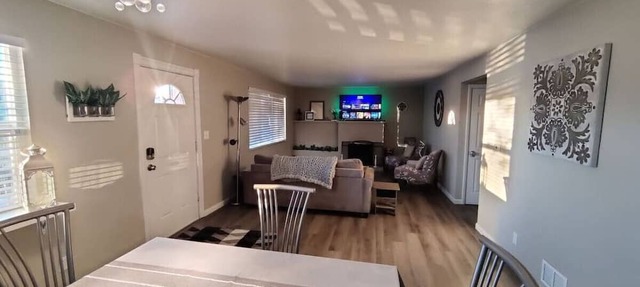 Westminster Gem – Family & Group Getaway