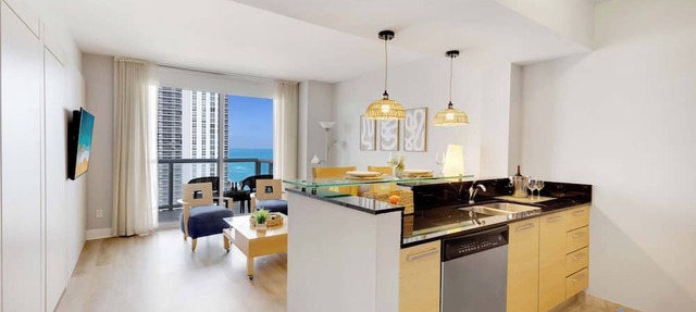 1BR Apartment with beautiful view