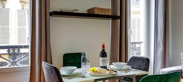TBS 236 - Charming apartment in Paris