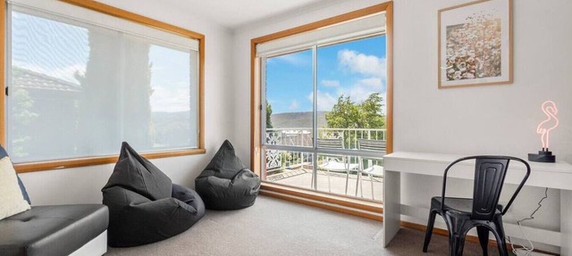 Spacious Family Home with Views