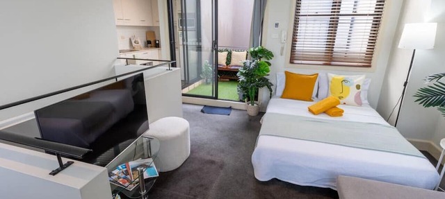 Great Apartment in the city/Broadway-Chippendale