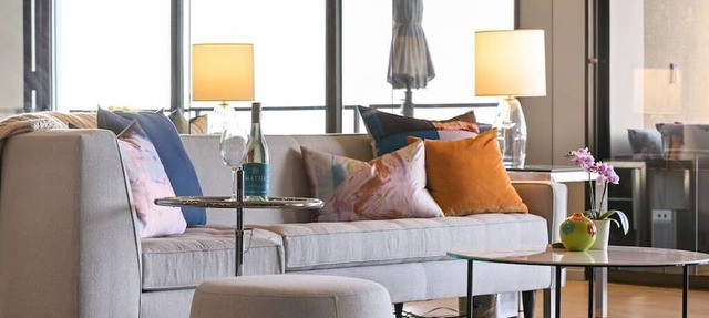 Gorgeous Luxury Highrise w/Spectacular Marina & Ocean Views