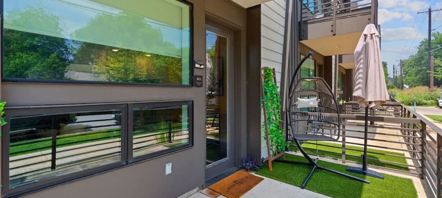 Cozy DT ATX Studio | Mins to Rainey St | Patio