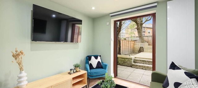 Classy&Stylish 2 bed flat