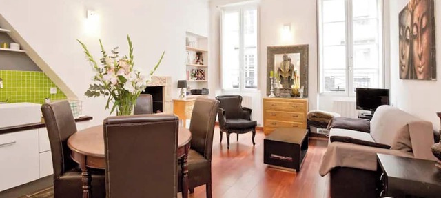 1 Bed Apartment Sleeps 4 Mezzanine -WiFi -Tv