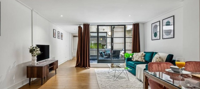 Modern 1BR with Patio in the Heart of Holborn