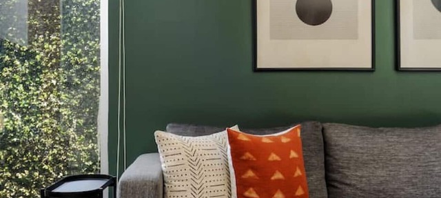 Stylish 2-Bdr Haven with Relaxing Balcony