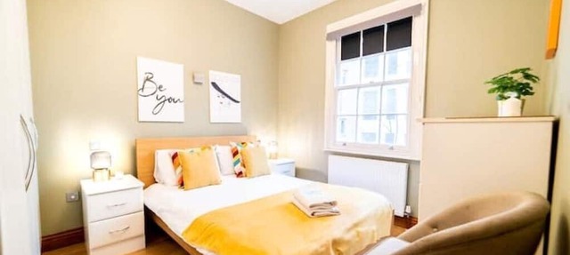 St Paul Cathedral-City of London]London Apartment