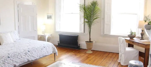 Bright & Sunny West End Apartment with Private Parking.