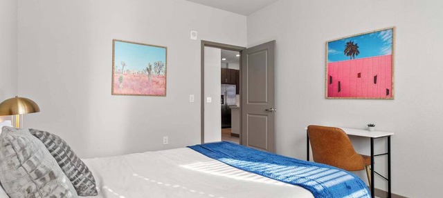 CozySuites PHX RORO Gym, Pool, Pets, Parking! #4