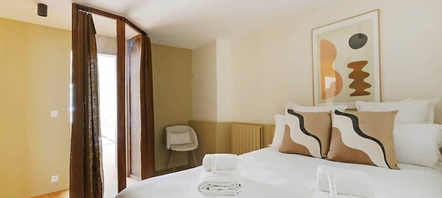 A Refined 2-BR in Saint-Germain