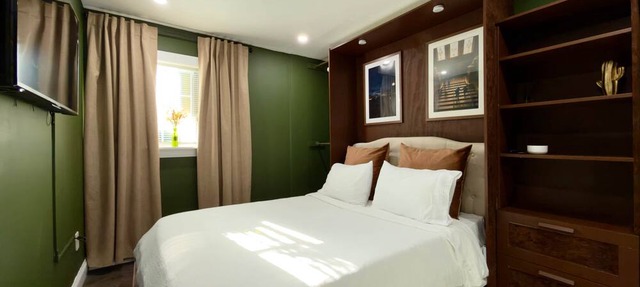 Serenity Suite Homes 2BD/1BA near Logan Intl/Metro