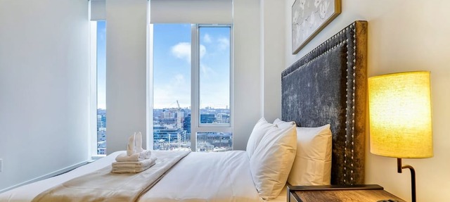 1BR at The Well Downtown | Pool, Gym & Dining