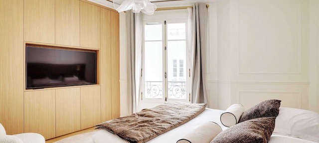 Elegant A/C Apt 2BR/6P – Paris 17th/Monceau