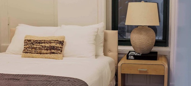 Designer Loft 2W | Heart of Gold Coast/River North