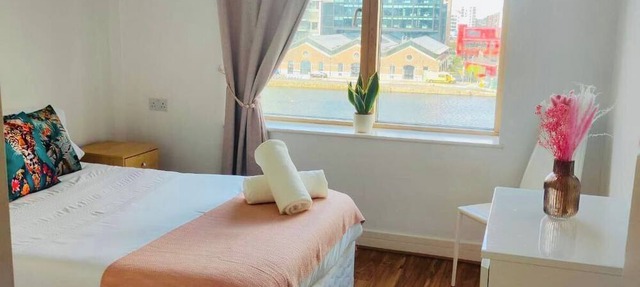 Waterfront Views 2 Beds/2 Baths