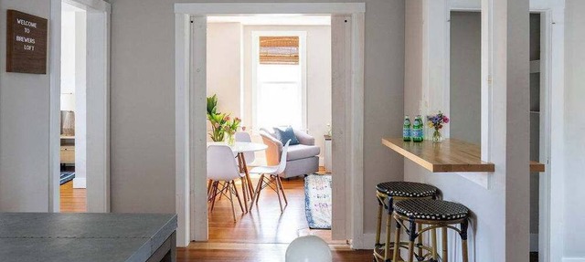 2 Stylish Apartments Near Wharf, Shops & Brewer’s