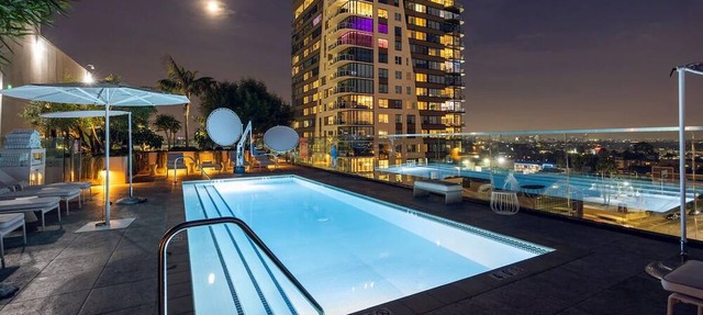 Hollywood Retreat with Pool & Pet-Friendly Near Iconic Sights